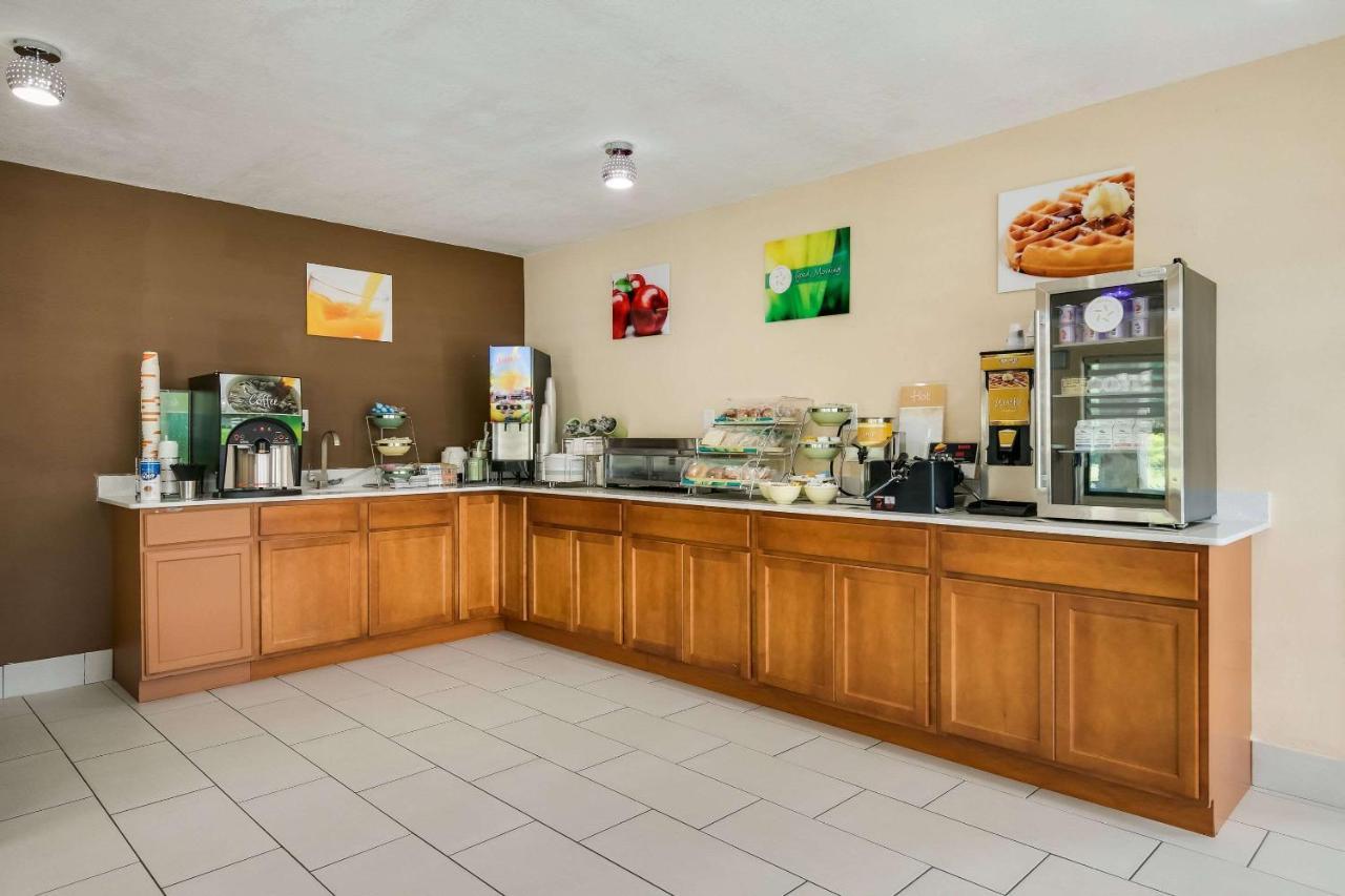 Quality Inn & Suites Mt Chalet Clayton Exteriör bild