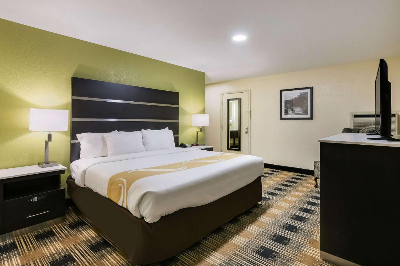 Quality Inn & Suites Mt Chalet Clayton Exteriör bild