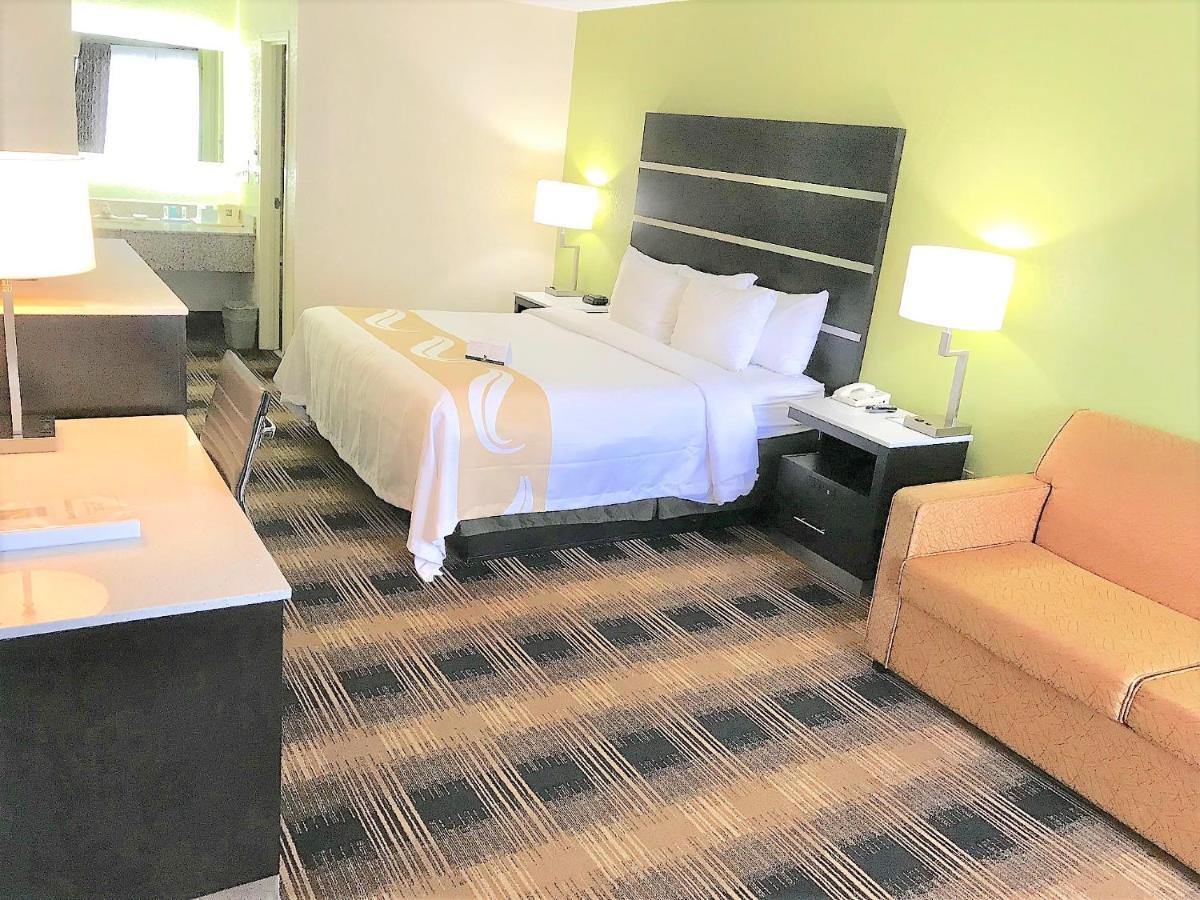 Quality Inn & Suites Mt Chalet Clayton Exteriör bild